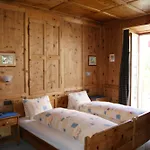 Piz Cam Mini-hôtel 2*