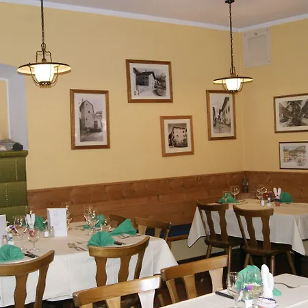 Piz Cam Värdshus Vicosoprano